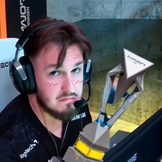 congratz <a href="/jLcsgo_/">NAVI jL</a> !!💕