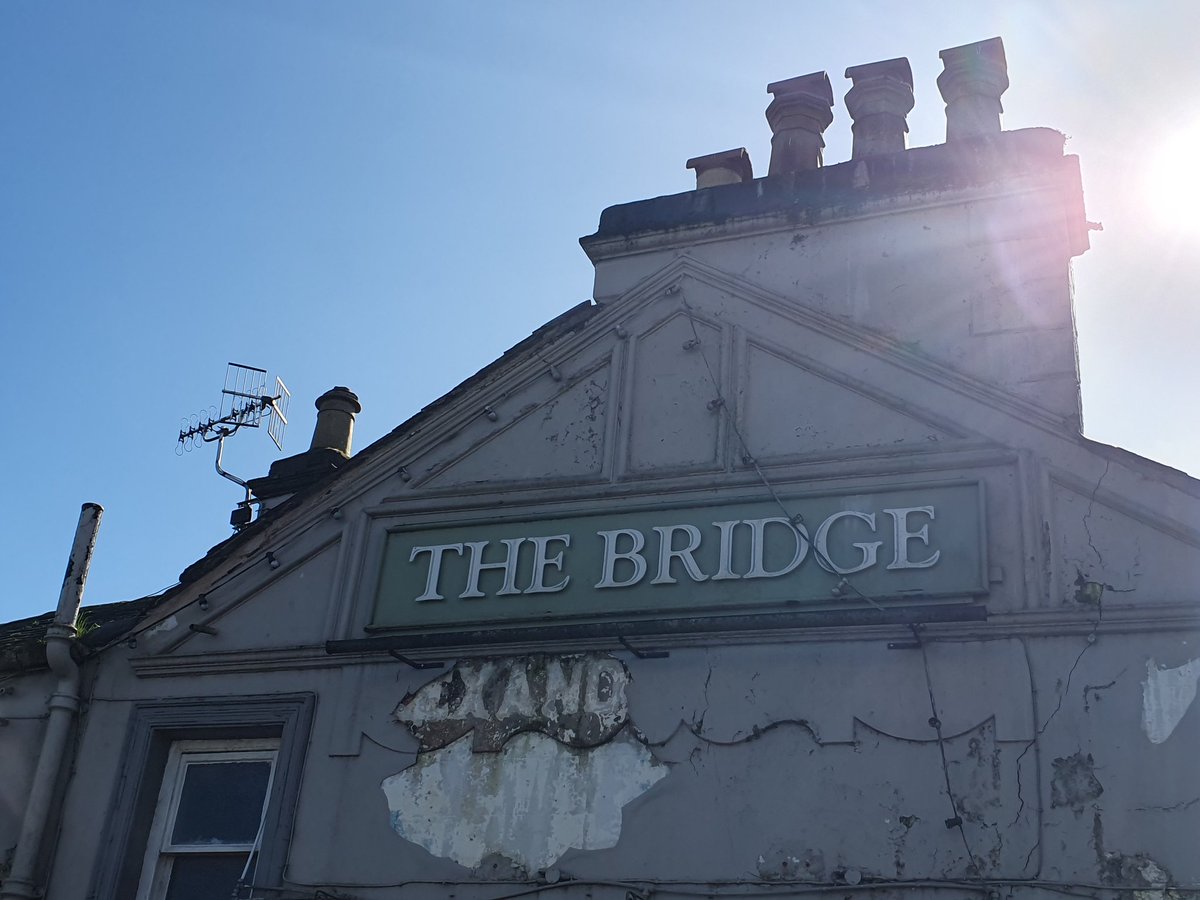 barnabyyarnall's tweet photo. #deadpubs https://t.co/bX95398Vsx