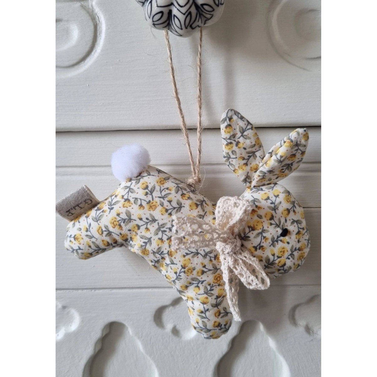 rosetintedbliss's tweet photo. Hop into spring!
.
.
#easter2024 #DaylightSavingTime #handmade https://t.co/NIhwCksURz