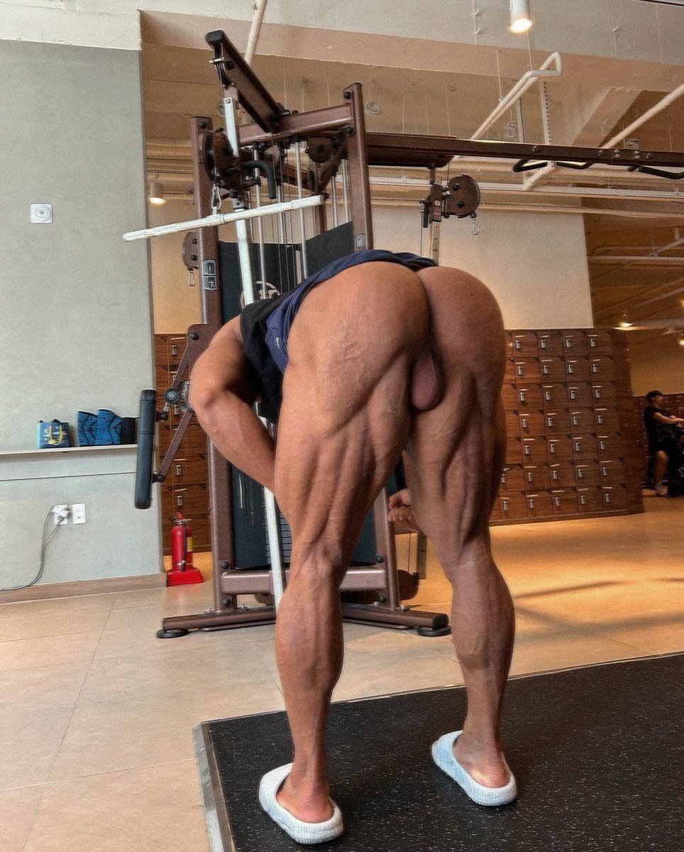 Pyramid Head tweet media