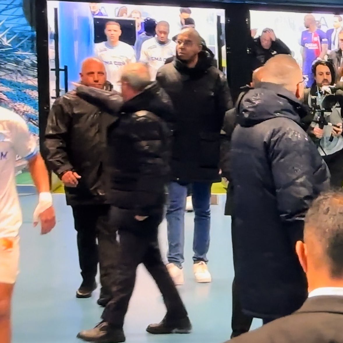 Le tournant du match pendant que Longoria fume une clope