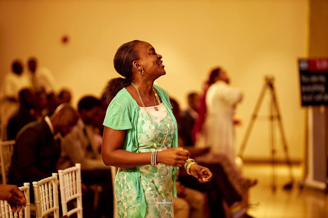 myjoshuaville's tweet photo. 🎶🎶🎶We’ve got joy, joy, joy, joy overflow. 🎶🎶🎶
.
.
Joyful moments from the Easter Concert today😁😁
Watch the replay of the Easter Concert on our YouTube Channel @joshuavilletv
#TheChosenOne
#EasterConcert
#MyJoshuaVille https://t.co/NGg2zvKXTb