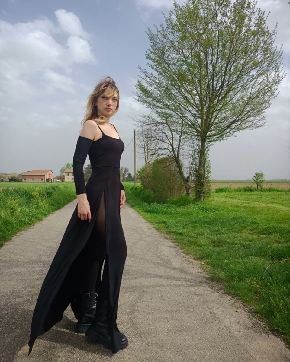 EvaCatKissa's tweet photo. Witchy Easter https://t.co/koj4mOfLry