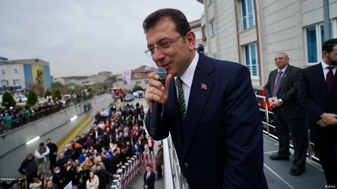 Istanbul's incumbent mayor and opposition candidate Ekrem Imamoglu has declared victory, as Turkish President Recep Tayyip Erdogan's ruling AKP party appears set for an historic loss in nationwide local elections: p.dw.com/p/4eIYh
