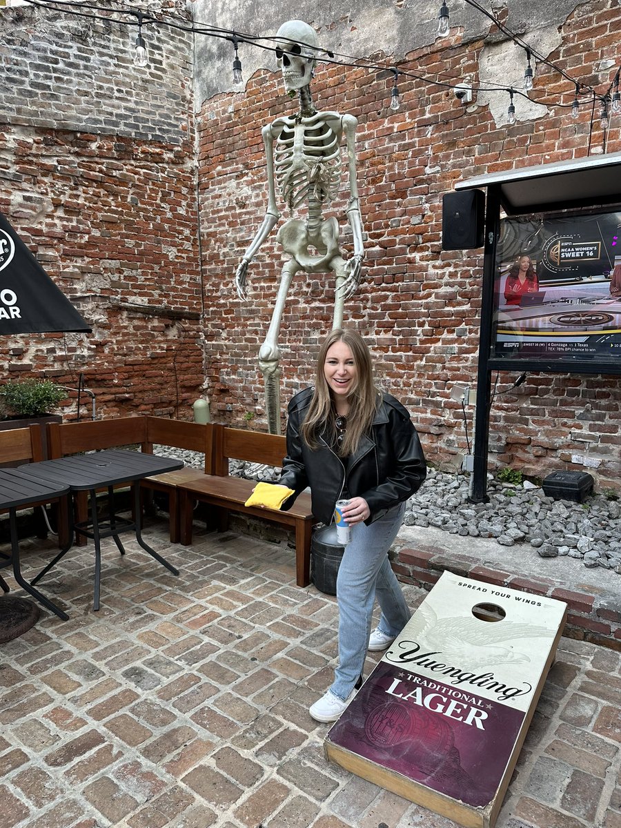 megxo5's tweet photo. quick nola trip w/ my favorite person 🥰 https://t.co/PtdISOLm28
