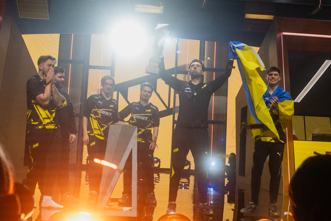 One of the greatest Coaches does it again. <a href="/Navi_B1ad3/">B1ad3</a>  get his second Major Trophy with <a href="/natusvincere/">NAVI</a> 

#PGLMajor