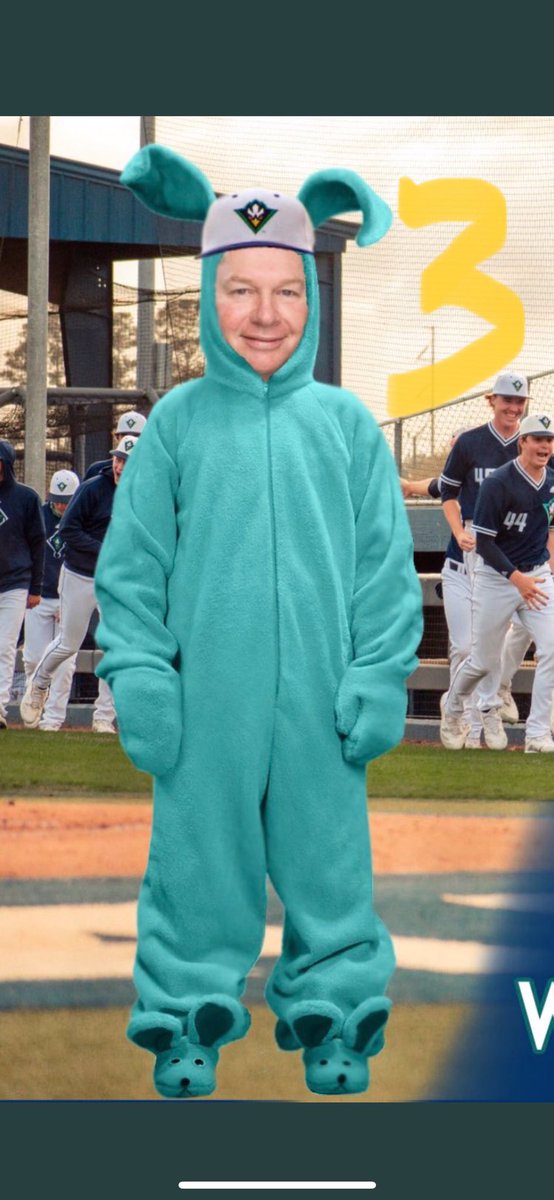 With a sweep, we all celebrate the Hoody Bunny … Happy Easter everyone!
