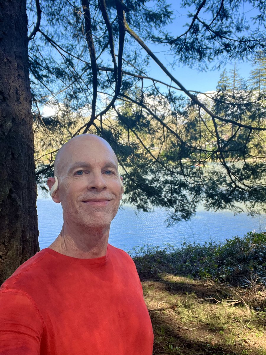 burgessdave's tweet photo. Beautiful day for a 3.36 mile run along #LacamasLake in Camas, WA! 
#runlap #runhappy #fitleaders #easterrun #running #tlap https://t.co/lOeS3SxK16