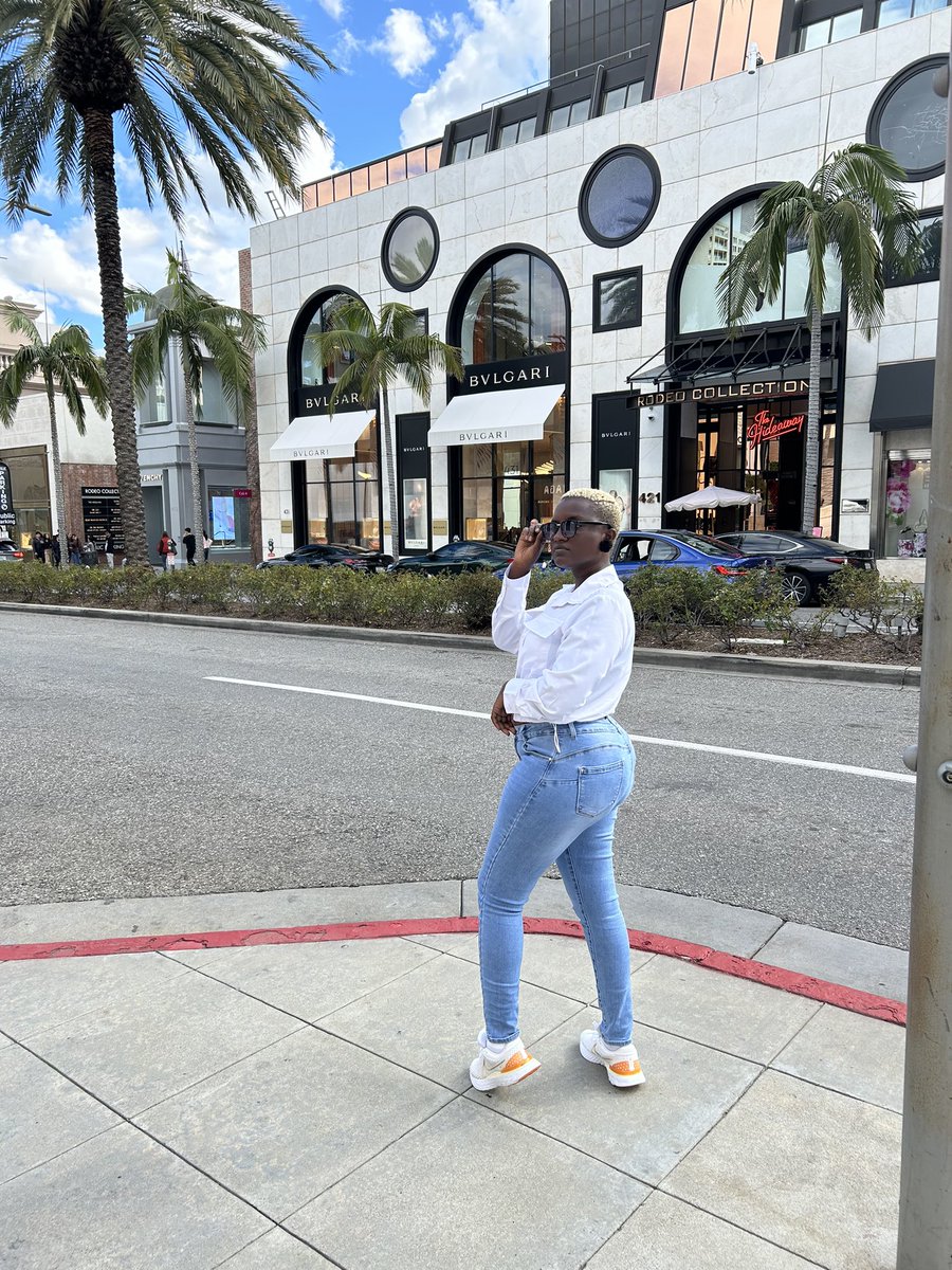 Black is beautiful 
#USA🇺🇸NewHome