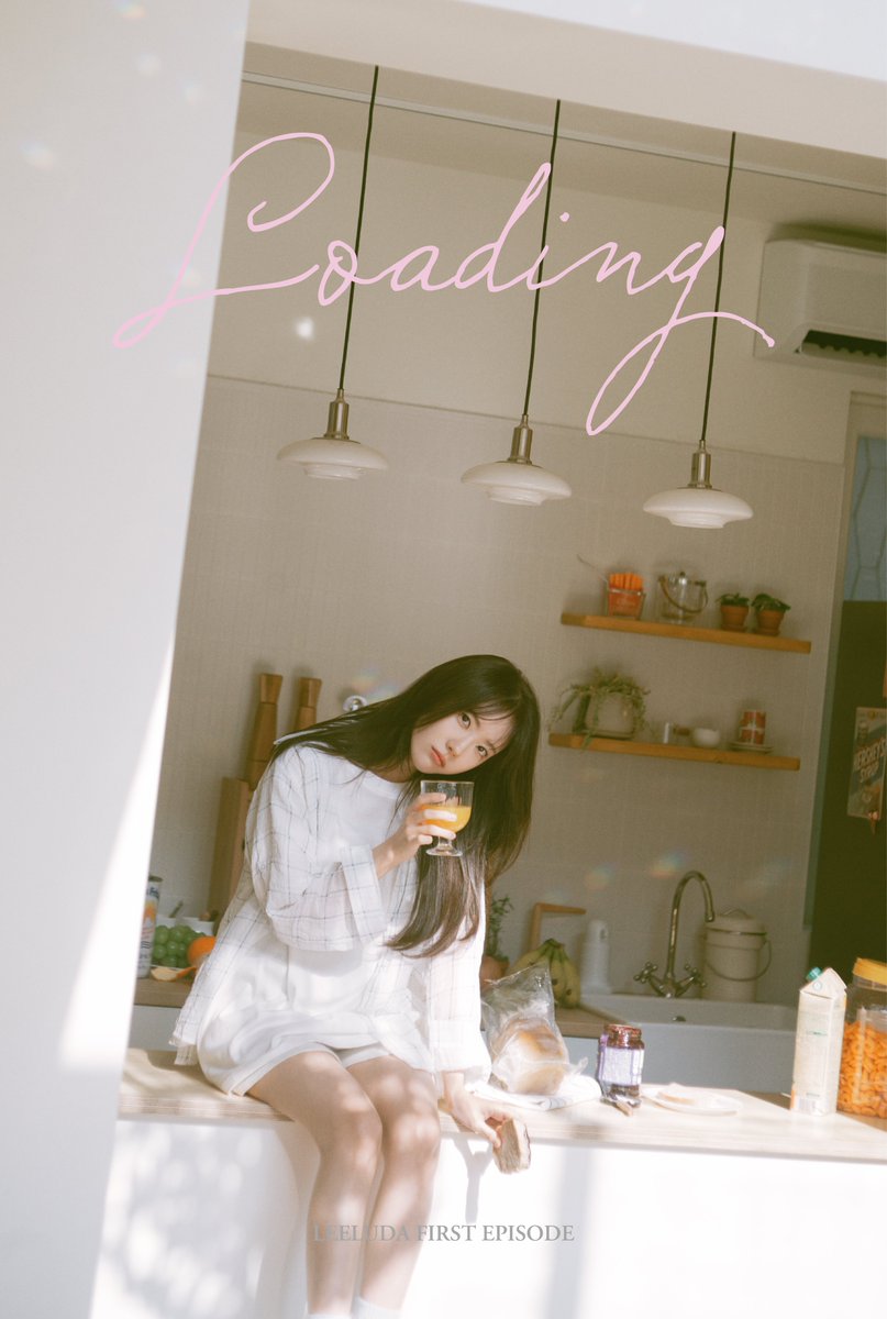 [#이루다]

𝙏𝙚𝙖𝙨𝙚𝙧 𝙄𝙢𝙖𝙜𝙚 : 𝙇𝙤𝙖𝙙𝙞𝙣𝙜

#이루다 #LeeLuda #Luda #Teaser #싸이더스HQ #sidusHQ #iHQ