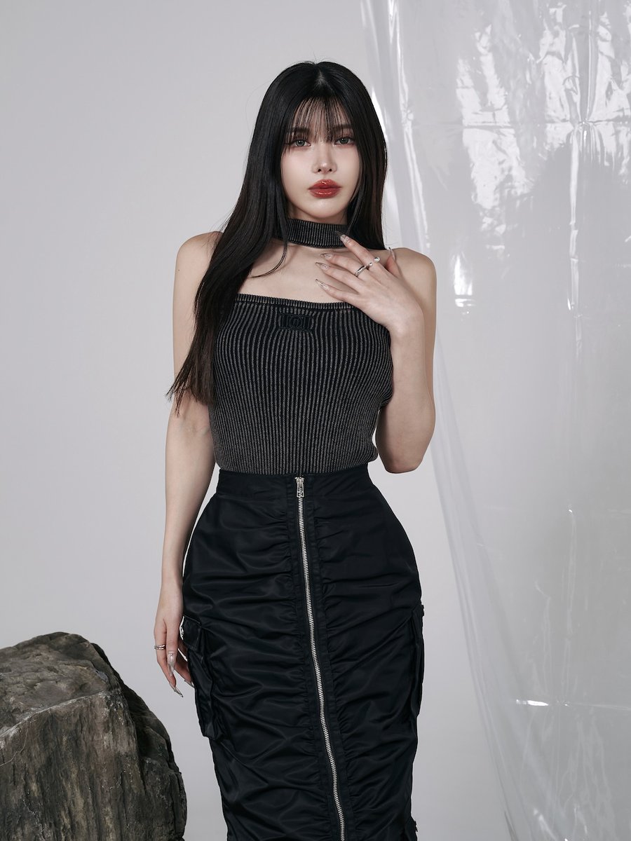 新品★タグ付き　ダーリッチ　チョーカーネックベアトップBLK ダーリッチ Darich チョーカーネックベアトップ （ブラック