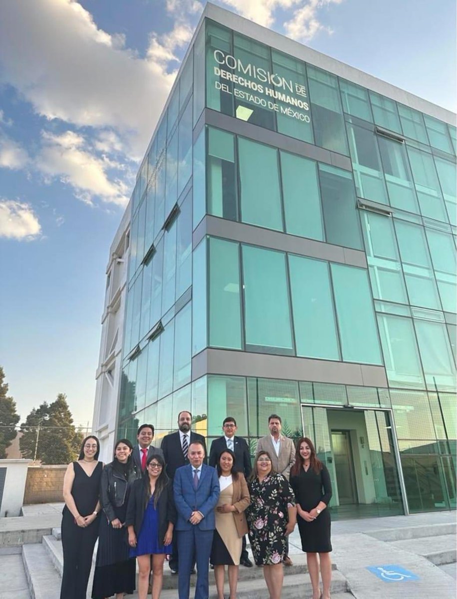 MyrnaGarciaMx's tweet photo. La @CODHEM busca que las y los egresados de los posgrados que imparte este organismo defensor puedan identificar vulneraciones a #DDHH en organismos públicos y privados, centros de investigación y docencia. 
Te interesan nuestros posgrados?
Escríbenos
posgrado@codhem.org.mx https://t.co/U4TGQfv3Ub