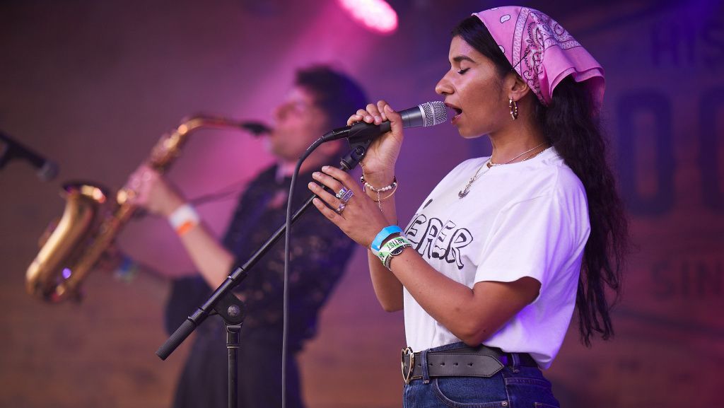 On @islingtonnyc's 'UKNY' at 11pm, a wrap on an unusual #SXSW 2024 with Austin,TX interviews + music with @nahibahiqbal, @gruffingtonpost, @kassaoverall, @madidiaz, and Fabi Reyna @hifabi91 of Reyna Tropical. More: wfuv.org/content/ukny-m…