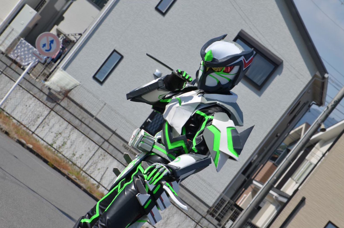 seian_tokusatsu tweet picture