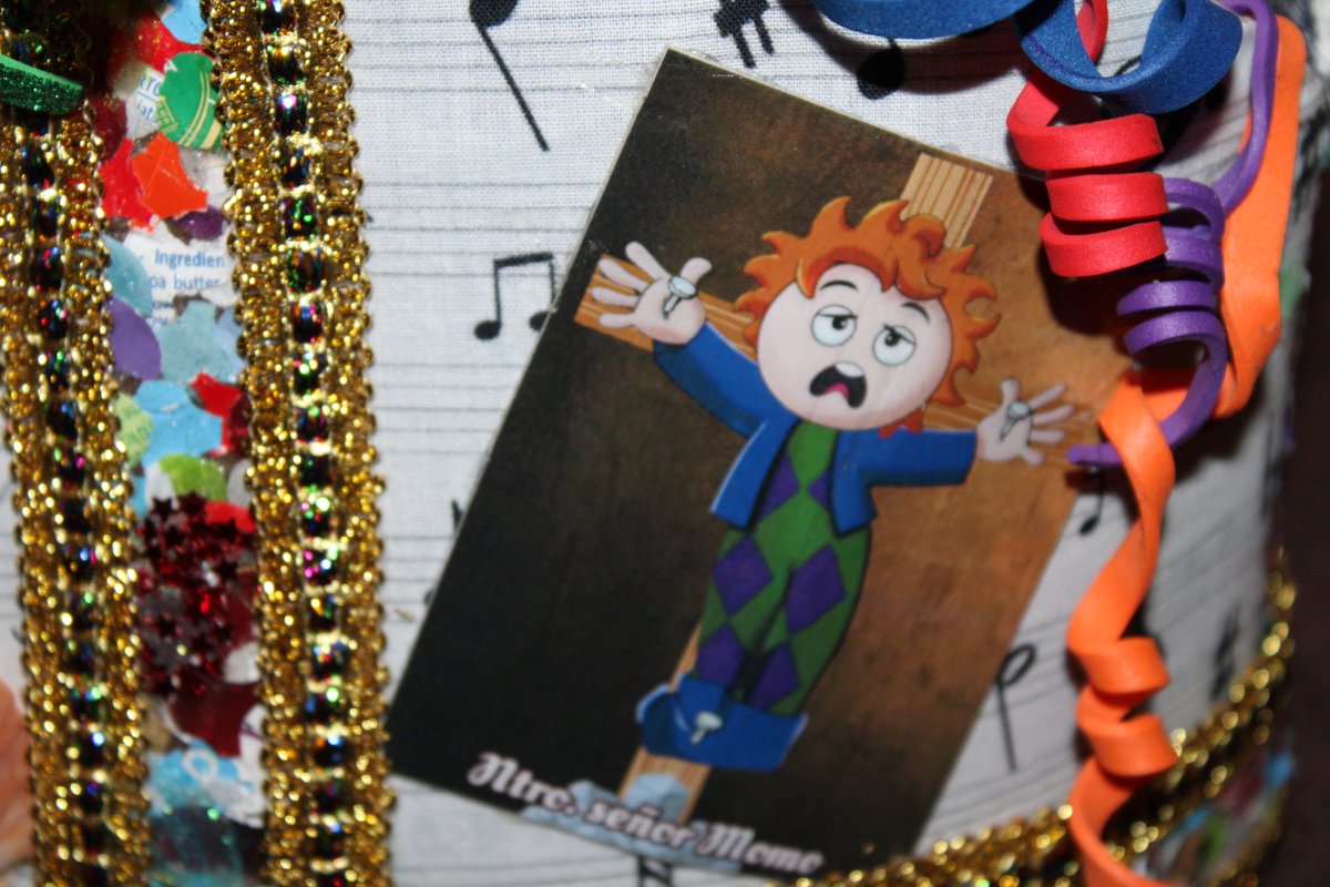 🎭✝️Sombrero para el Romancero infantil "El niño del coro" <a href="/romancerodeMomo/">Romancero de Momo</a> ✝️🎭