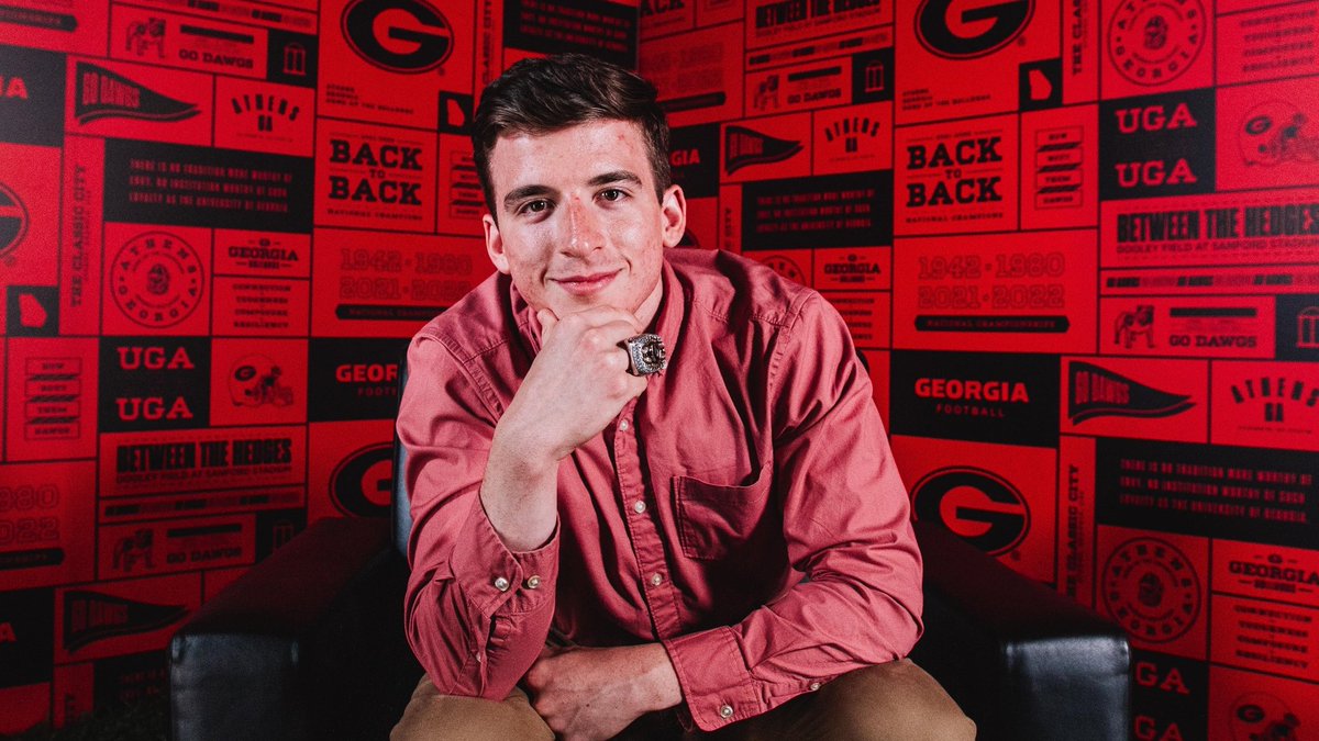 “He is awesome. Love him. Smart and knows his ****”

A source at Georgia believes Michigan fans should be excited about the hire of new Assistant Director of Recruiting John Collins (<a href="/jpcollinsjr_/">John Collins</a>) #GoBlue. on3.com/teams/michigan…