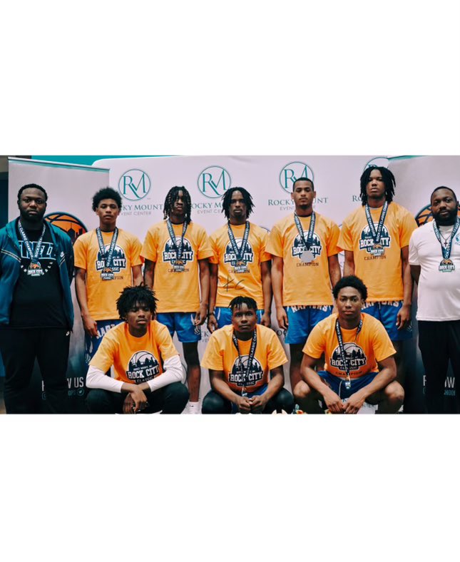 Dreephillipsss's tweet photo. Team Wall โ
Team Curry East โ
NXT LVL Kings โ
NC Invasion โ
Strictly Ballas Elite โ
5-0, Won Championship by 50, thanks @NGSHoops @BucketReel #Trezzway ๐ https://t.co/3jRZjpTjwV