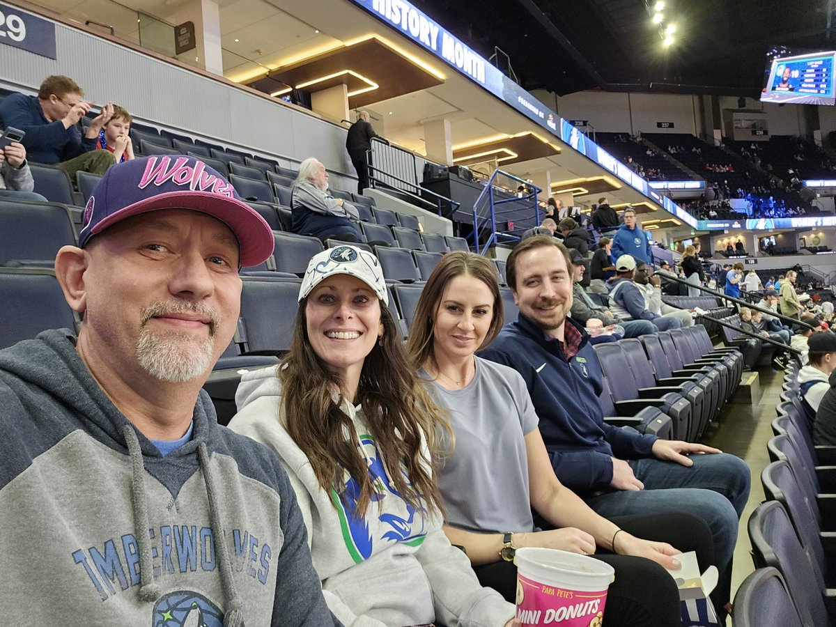the_neub's tweet photo. #packpix https://t.co/bfRBILhQ3y