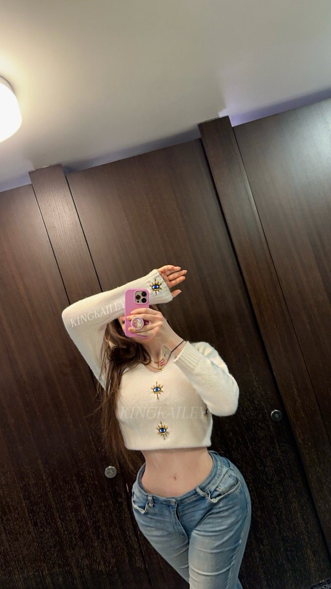 fanskailey's tweet photo. #thenextmiakhalifa
@KngKailey 
@KyngKailey 
احبك 🥺❤️ https://t.co/svAq8PPl8c