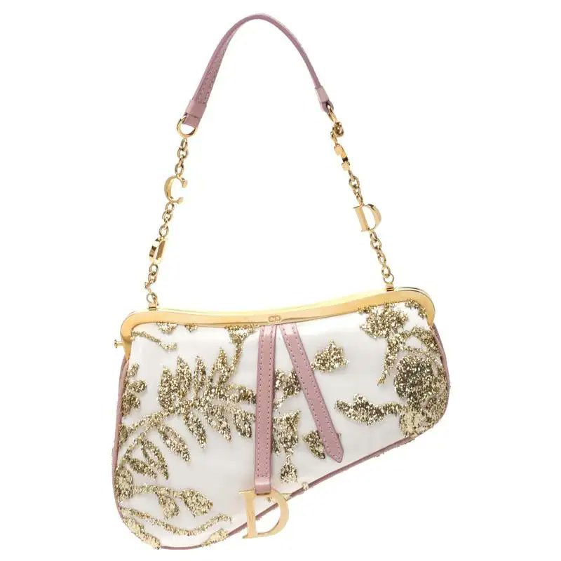 Lvspink0's tweet photo. 𝒟𝒾𝑜𝓇 https://t.co/mbOWD0uZp5
