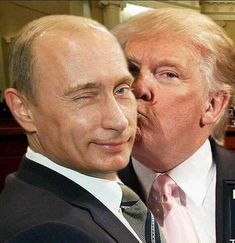Who agrees that trump is Putin's little puppet....
🤚🏽
