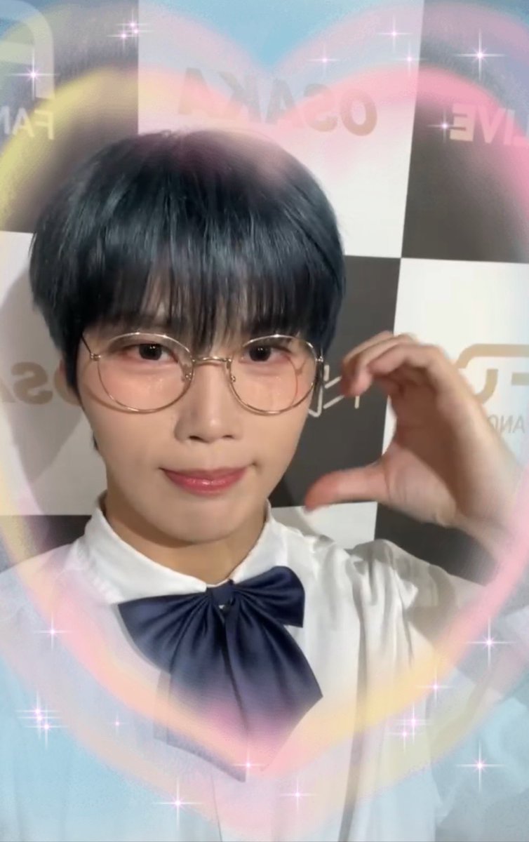 m09176's tweet image. 家宝(ˊ⸝⸝o̴̶̷  ̫ o̴̶̷⸝⸝ˋ)🐰👓🩷

 #大阪  #FCLIVE_OSAKA 
  #나인아이  #NINEi 
 #민준  #MINJUN