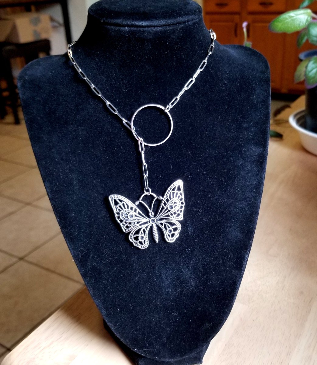 Butterfly Lariat Necklace, Paperclip Chain Necklace #butterfly #butterflies #butterflyjewelry #butterflynecklace #cottagecore #bohemian #boho #bohostyle #bohemianjewelry #giftsforher #lariatnecklace #Paperclipchain #handmadejewelry #Etsy 

 etsy.me/3TYRQKr via @Etsy
