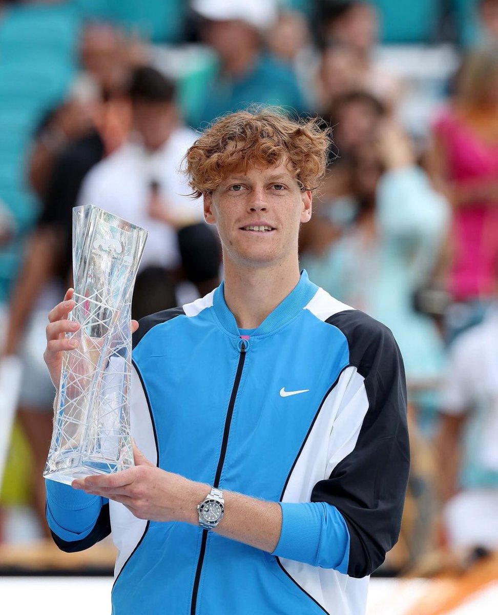 È la volta buona. Grazie Miami! Vincere qui è speciale. Forza! #13