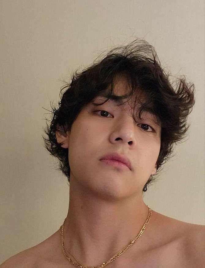 omar                                          taehyung