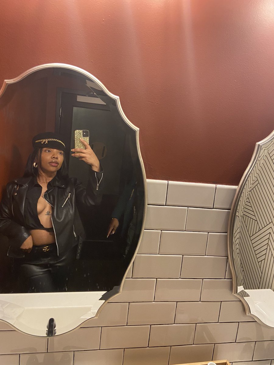 therealloveloop's tweet image. I was feeling myself.