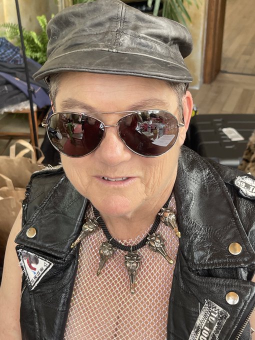 My wife performing as an Ecosexual Dyke on a Bike for a PhotoBooth during a #happening by Guillermo Gomez<a href="/tag/happening"class="tags"><span>#happening</span></a><a href="/tag/artgasms"class="tags"><span>#artgasms</span></a>