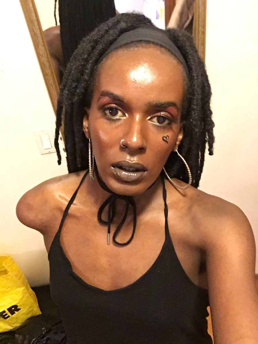 kimnink's tweet photo. happy #TransDayOfVisibility 
i really created my reality 😭 https://t.co/pbMLC3pGsx