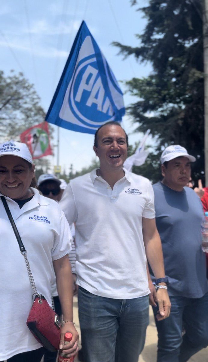 Arrancamos con amor y entusiasmo nuestro primer acto de campaña en Santa Rosa Xochiac. Es una elección trascendental no solo en la vida de tod@s los Cuajimalpenses, sino de México. El poder de nuestra gente es lo que definirá si logramos un cambio! 👊🏻 #CuajimalpaSeDefiende