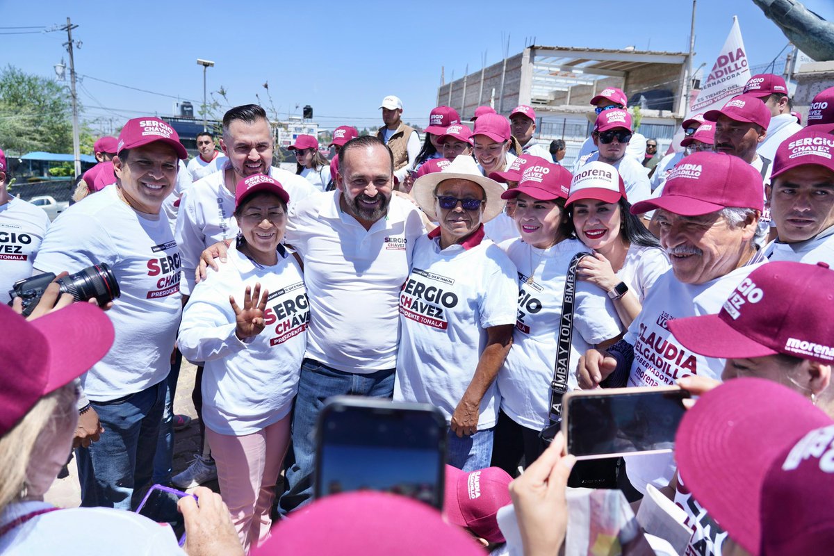 SergioChavez_D's tweet photo. La fuerza de la transformación está en todos lados, norte, sur, centro, oriente y poniente de Tonalá. ¡A darle sin descanso! #SCH https://t.co/u0LNNlHGvN