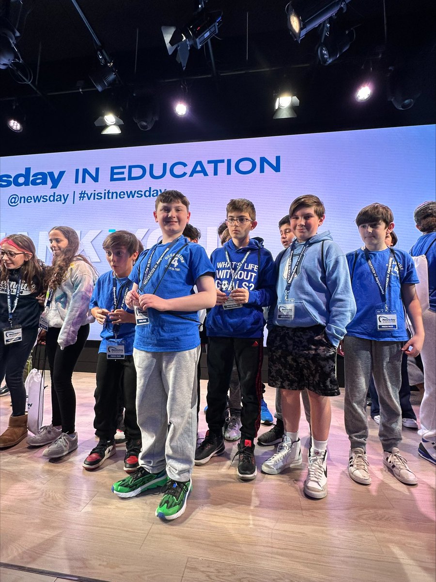 Mary Ralph ☮️ tweet media