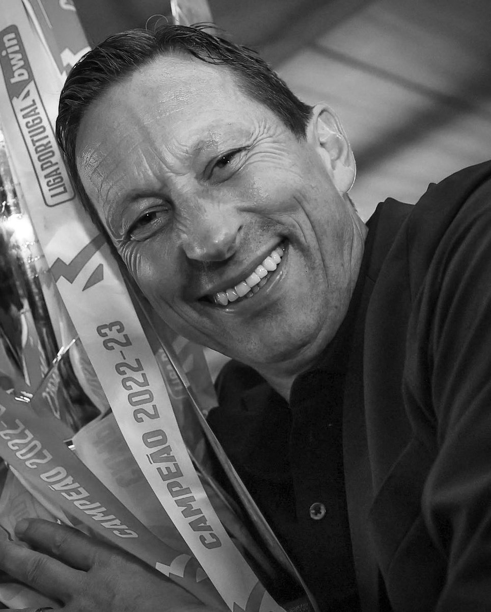 🚨ÚLTIMA HORA: Roger Schmidt demitido do cargo de treinador do Benfica, obrigado por tudo Mister ! 🦅❤️