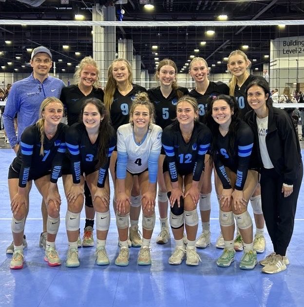 Elevation 16 Renfro finished with a 5-3 record at Big South playing 16 Open!  The girls finished 27th out of 48 teams with wins over OT, CHAVC, OP, and Paramount!  #ElevationNation