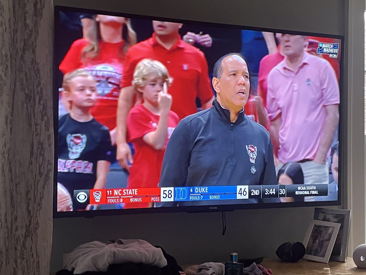 IanAeillo's tweet photo. Rooting hard for NC State cause of this kid https://t.co/kYf6kKF0RC