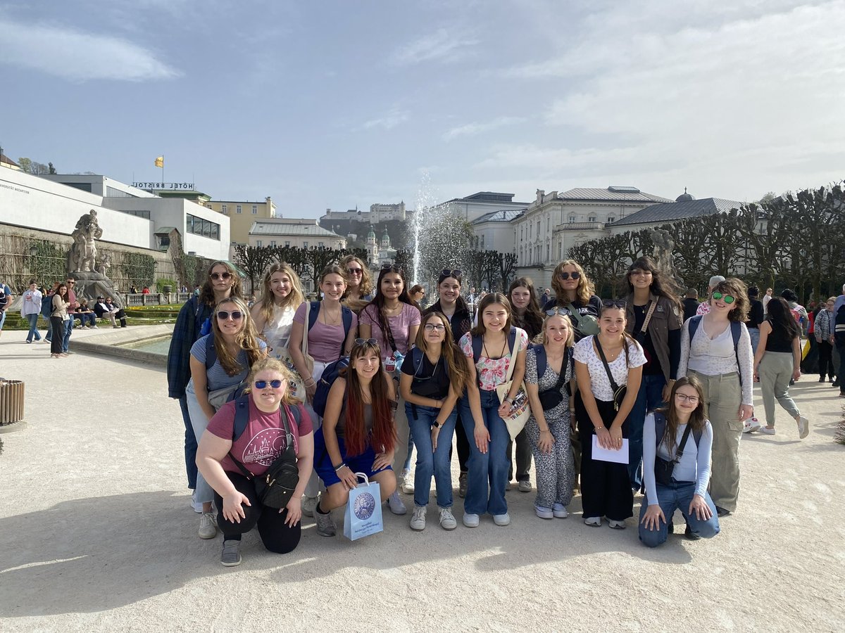 ADVENTURES IN AUSTRIA: The traveling Panthers spent time in Salzburg for “The Sound of Music” tour & enjoyed a Mozart concert at Schonbrunn Palace in Vienna, among other activities. 🎶🇦🇹 #wearegowanda #PantherPride #tripabroad2024 @RebekahMoraites @DrAGHSPrincipal @TheObserverNY