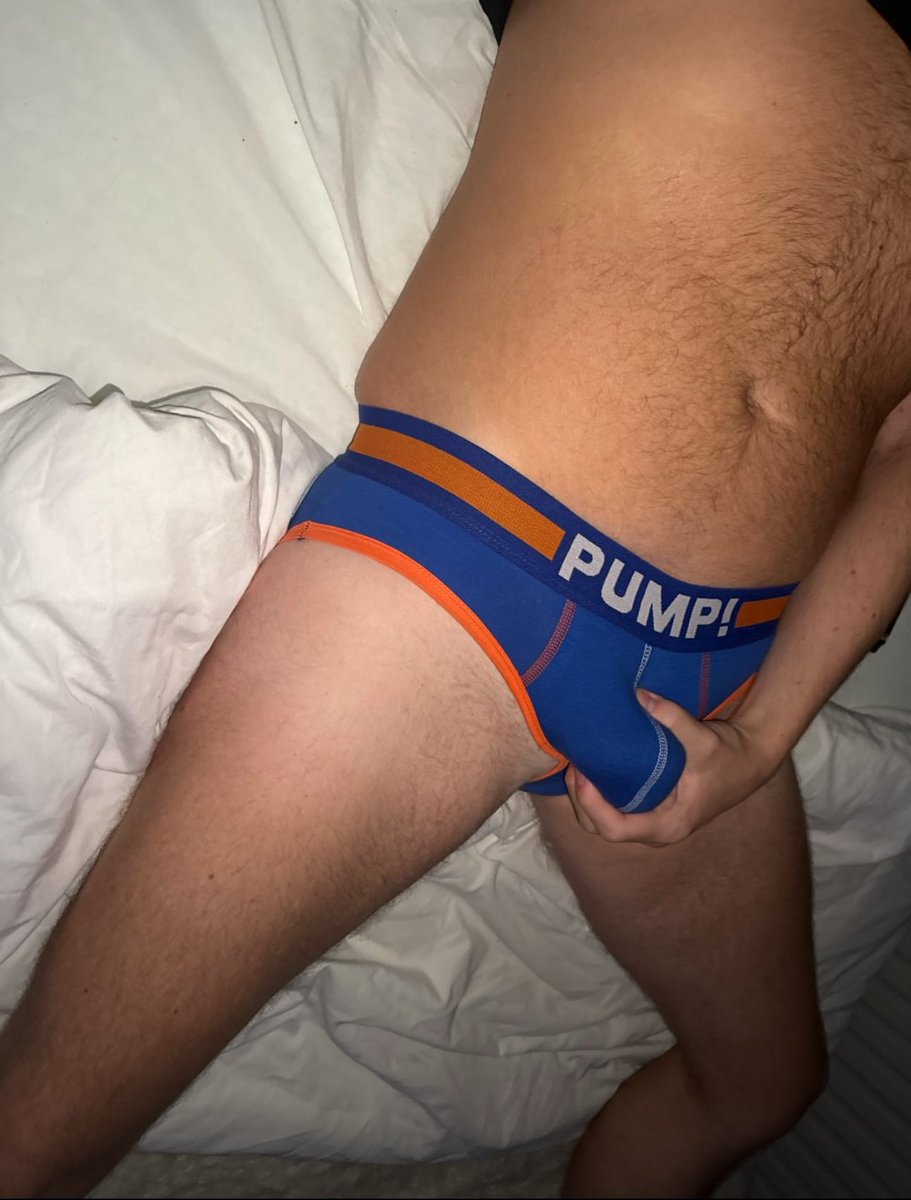 vrsboy11's tweet photo. Gotta love a tan https://t.co/2PLFwlRIM2