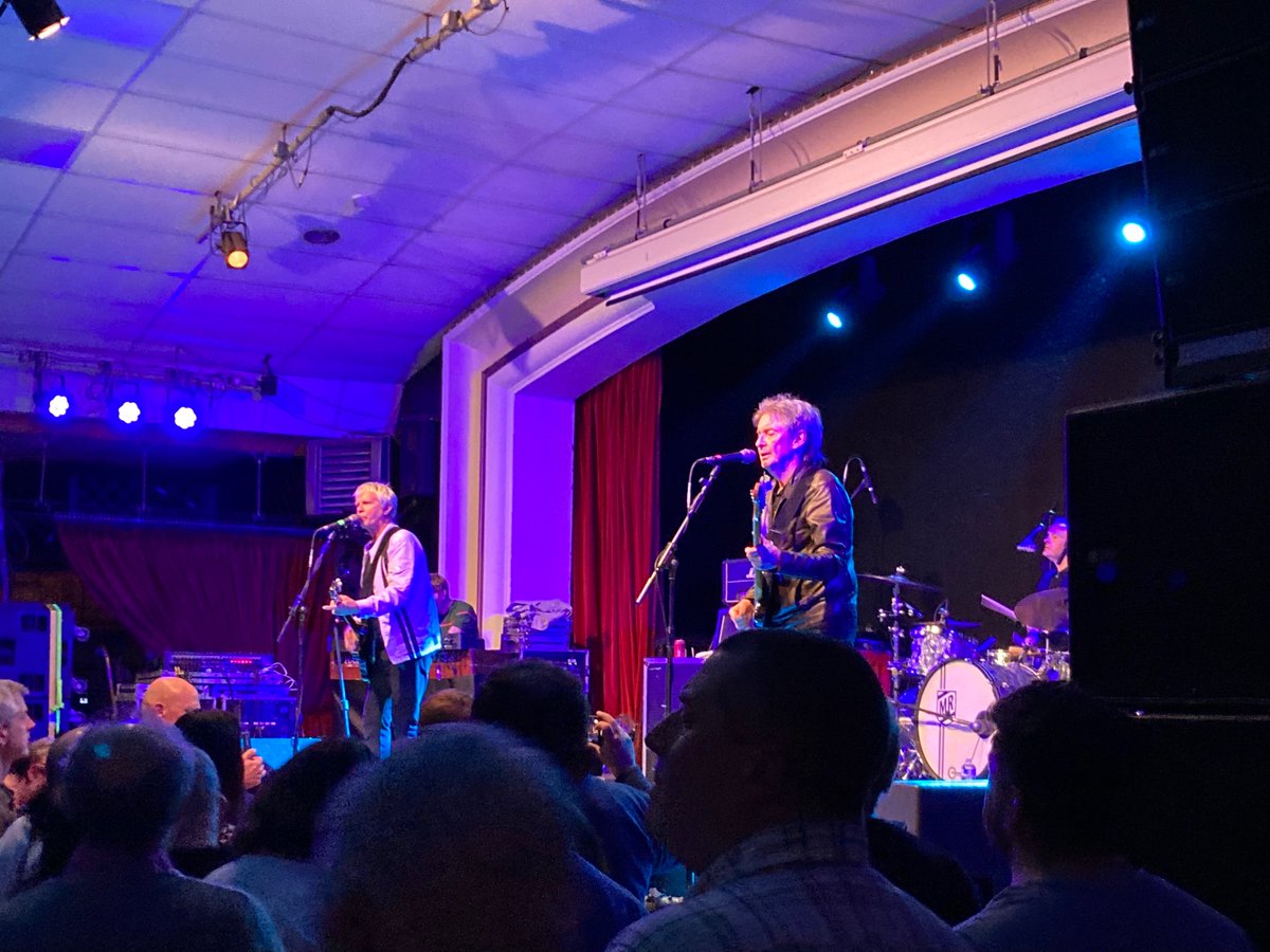 GwynGriffiths77's tweet photo. Great to hear some of these classics again in #Nantwich. Bruce Foxton, a musical legend and a modest feller. #FromtheJam https://t.co/TXLiHXochX