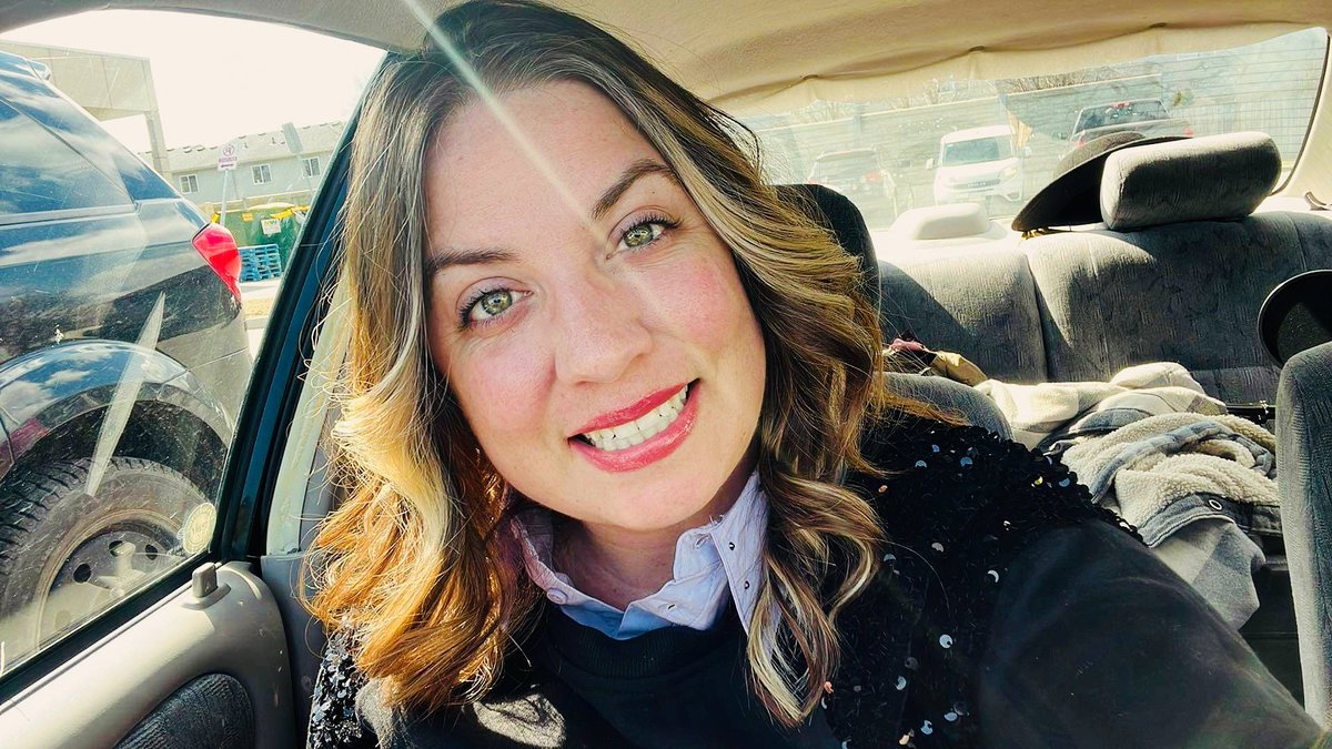 Laura Gagnon Music (@lauralgband) on Twitter photo Nashville Bound! May 15-20 to meet HUNDREDS of musicians from around the 🌎 ! Excited to be apart of <a href="/theextremetour/">THE EXTREME TOUR</a> Objective! <a href="/visitmusiccity/">Nashville Tennessee</a> 🤩😍🥳 Nashville Bound! May 15-20 to meet HUNDREDS of musicians from around the 🌎 ! Excited to be apart of <a href="/theextremetour/">THE EXTREME TOUR</a> Objective! <a href="/visitmusiccity/">Nashville Tennessee</a> 🤩😍🥳