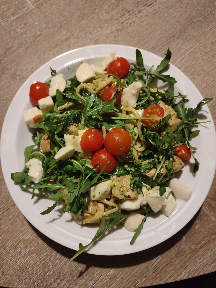 Pasta pesto gemaakt 😍