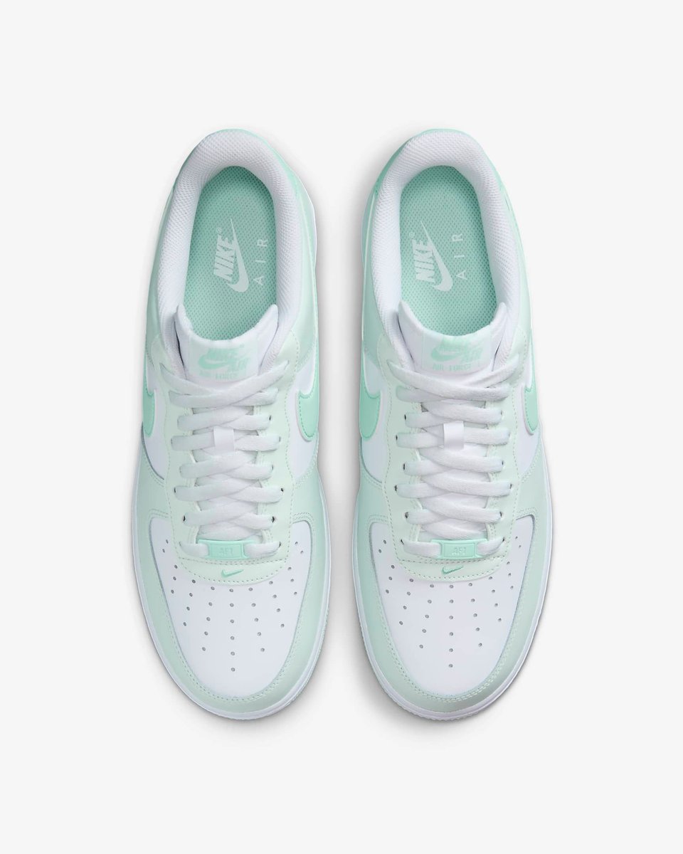 JustFreshKicks's tweet image. Dropped via Nike US 🧼
Nike Air Force 1 '07 'Mint Foam' 
=&amp;gt; bit.ly/3TCBHcg