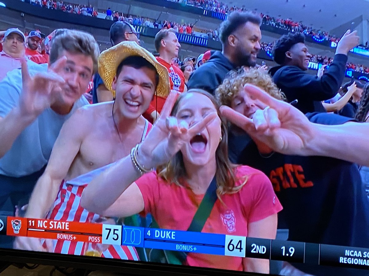 WFPACK90's tweet photo. FINAL FOUR WOLFPACK! https://t.co/GoqfrOJcVi