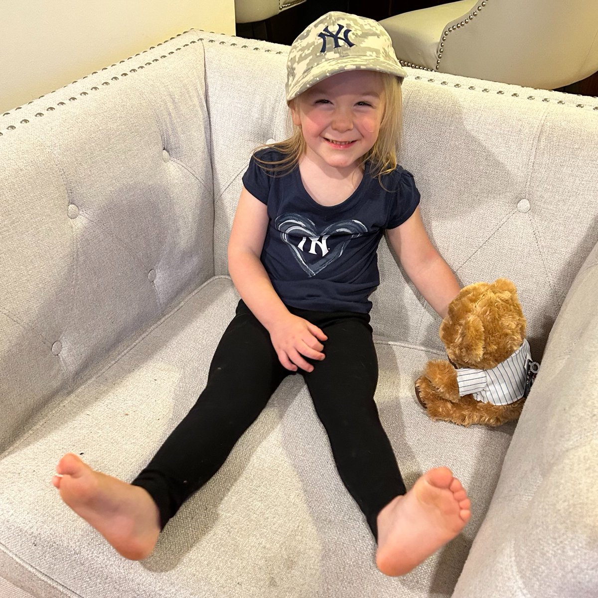 beovich's tweet image. #ToyotaPinstripePride- My granddaughter, Anna, getting ready to watch the Yankees on #YESNetwork.