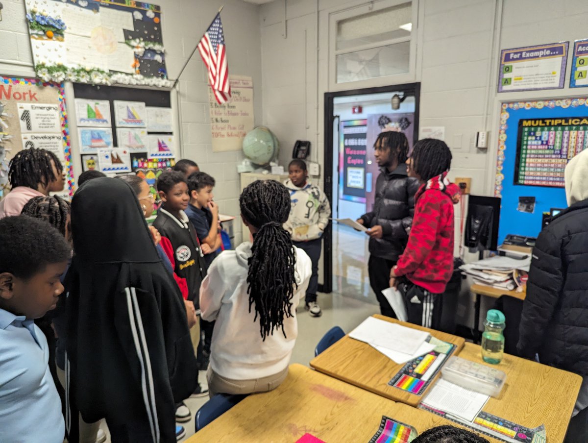 ElevateStLouis's tweet image. Our students led Little Elevate mentees in discussions that to them stay calm during tough situations &amp;amp; find ways to avoid letting anger cause them to say or do something they might regret. Building life skills through mentoring.
#LeadersElevateLeaders
#LetsChangeTheNarrative