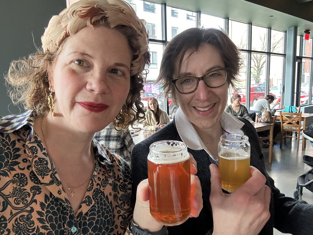 Post-church women’s sports and beer at #drawdownbrewing in #jamaicaplain.  Check out Boston’s own women’s sports bar!  #MarchMadnessWBB Go @GamecockWBB!