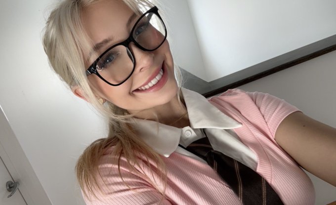 come back to mine to study? https://t.co/KvyoMXAAVb