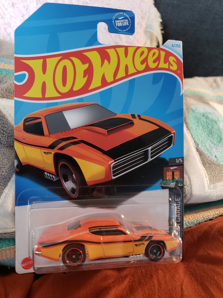 durandurantulsa's tweet photo. Die Cast Car of the day: Custom Otto by @Hot_Wheels #toy #toys #cars #diecastcars #customotto #hotwheels https://t.co/dfjHfevU4W